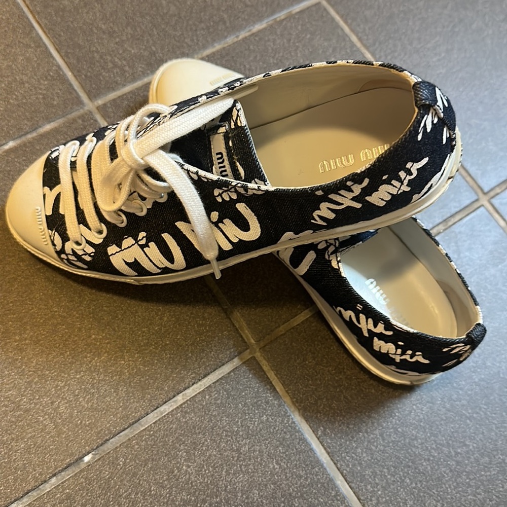 Miu Miu sneakers, size 37.5, condition inside like new, worn only a few times. - Picture 12 of 16